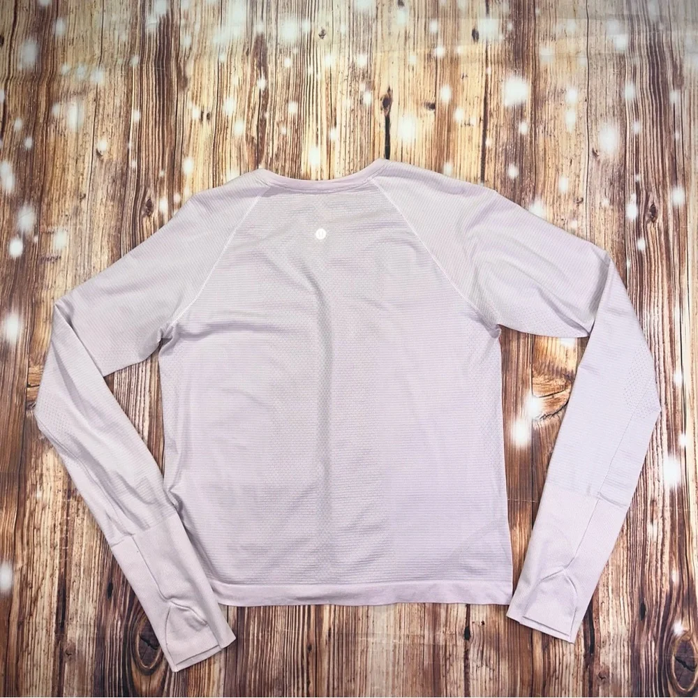 Lululemon Athletica Women's Long Sleeve Top Size 10
